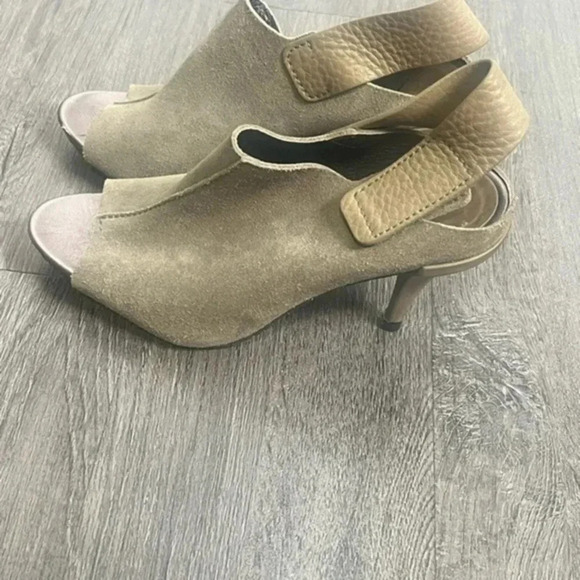 3/$30 Pedro Garcia Ysolt Suede Slingback Sandal Peep Toe Booties Size 8.5 - Picture 2 of 15